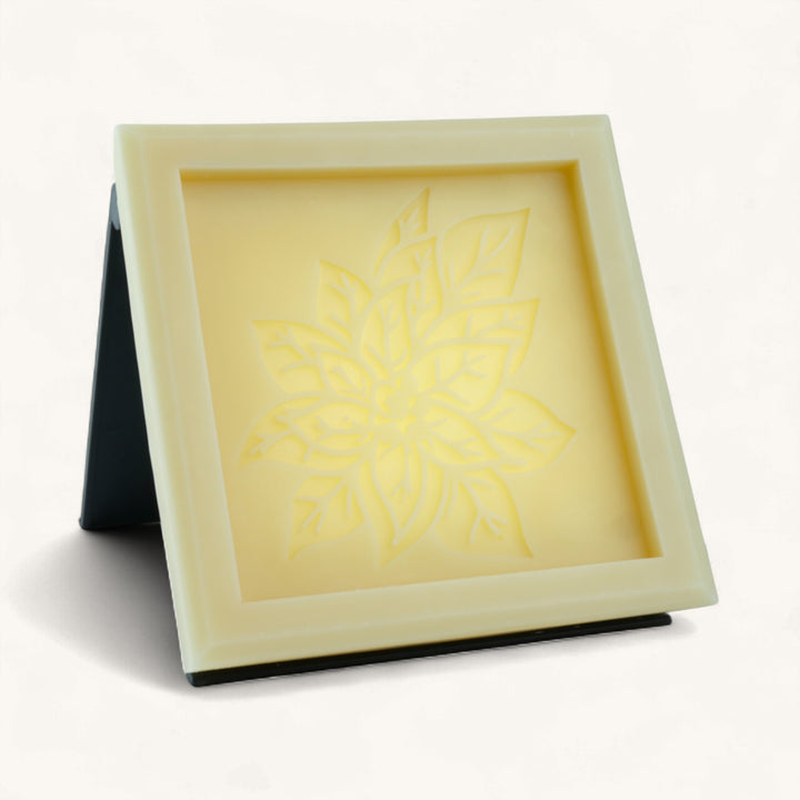 Spiced Vanilla Fragrance Square - Poinsettia